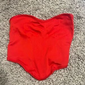 Woman’s strapless top❤️